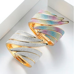 Unique Design Metal Cuff Gold Color Feather Width Charm Bangle