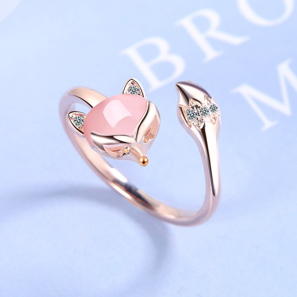 Harper's Creative Skeleton Ring: Rock Vintage with Trend Punk Style