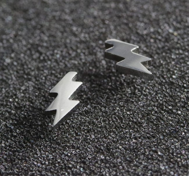 2023 Stainless Steel Earrings Geometric Women Men Hip hop Black Star Ghost Spike Stud Earring Fashion Jewelry Best Gift пирсинг