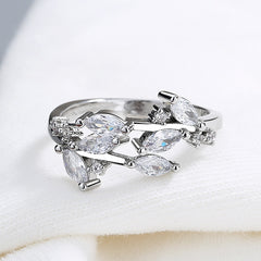 Bella's Zircon Hug Rings: A Perfect Gift for the Perfect Hug