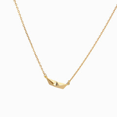 Delicate Paper Airplane Boat Necklaces for Women Girls Gold Color Origami Boat Ocean Inspiration Gift for Sea Love Trave Jewelry