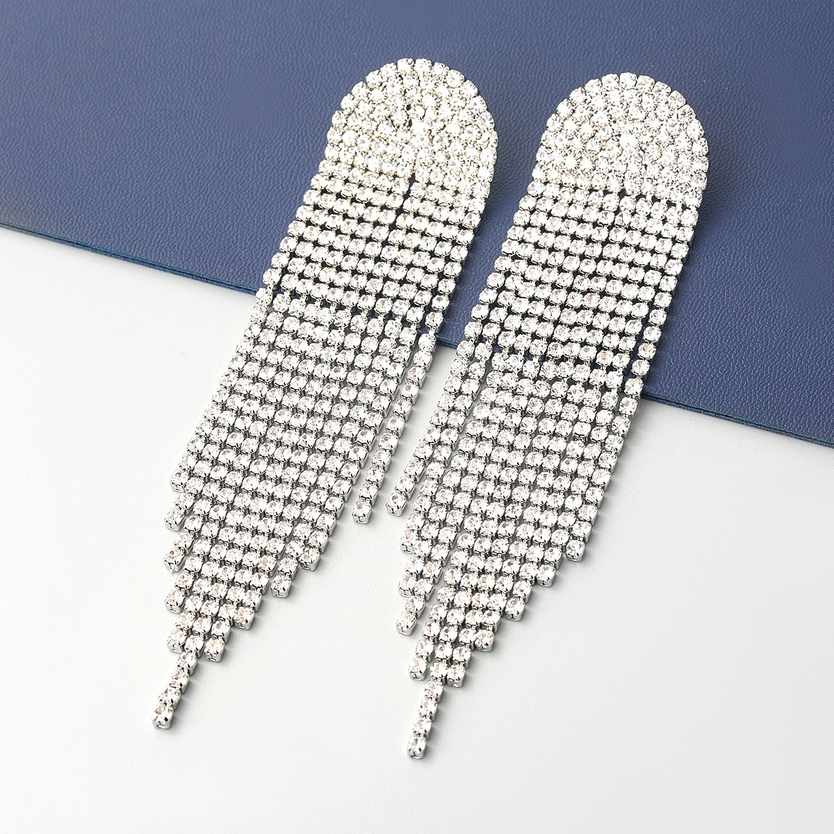 Sparkling Rhinestone Tassel Claw Chain Earrings