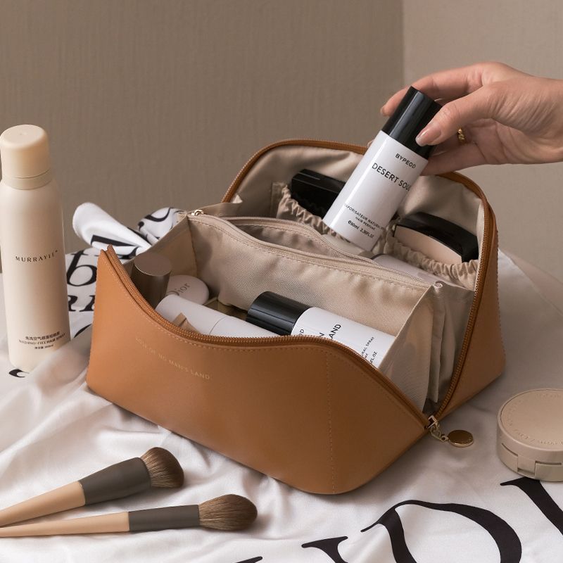 Leather Travel Cosmetic Bag Secondary image