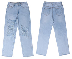 Bella's Retro Denim: Baggy Ripped Jeans for a 90s Street Style