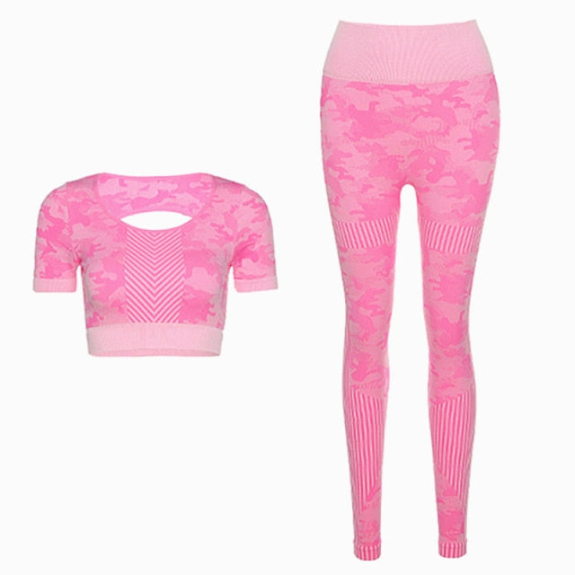 Can’t find me Camo gym yoga set