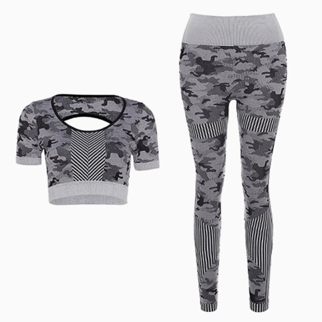 Can’t find me Camo gym yoga set