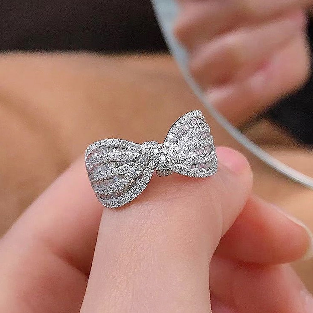 Bow Shape Rings for Women Silver Color Fashion Modern Design Secondary image