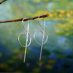 Simple Treble Clef Note Earrings