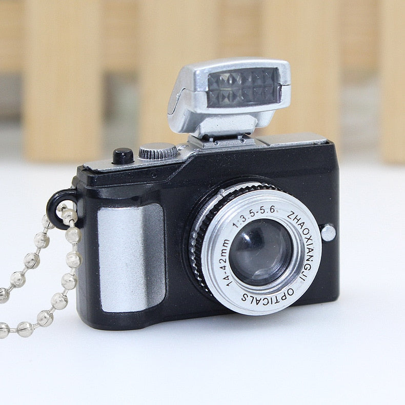 Vintage Camera Pendant Necklace For Men Women Punk Luminous Small Camera Long Chain Necklaces Couple Jewelry Friendship Gifts