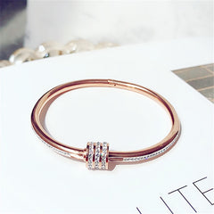 White Shellfish Board Bend Metal Geometric Overlap Acetic Resin Open Bangle