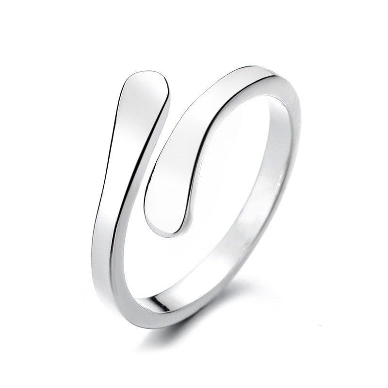 Bella's Zircon Hug Rings: A Perfect Gift for the Perfect Hug