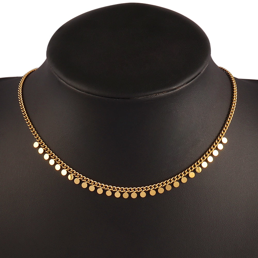 Round Geometric Pendant Necklace Choker