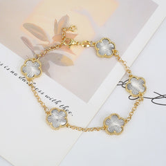 2023 Hot Selling New Design Simple Natural White Shell Five-leaf Petal Flower Bracelet Women&#39;s High Quality Jewelry Gift