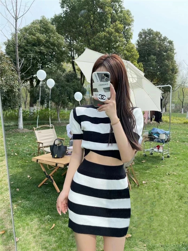 Buttons O-Neck Short-Sleeve Knitting Shirt+Mini Skirt 3-Piece Set Women&#39;s Sweater Cardigan Summer Fall 2021 New Korea Sweet Suit
