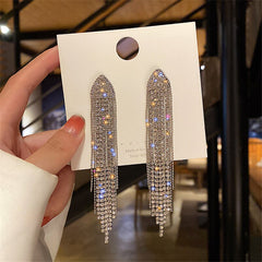 2023 Fashion Crystal Earrings Tassel Temperament Water Drop Earrings for Women Elegant Bridal Wedding Engagement Jewelry Gift