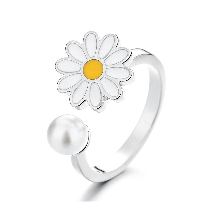Bella's Zircon Hug Rings: A Perfect Gift for the Perfect Hug