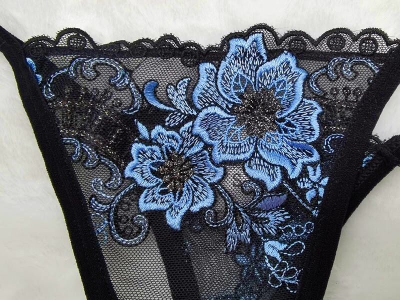 2 pieces Floral Embroidery Lingerie Set